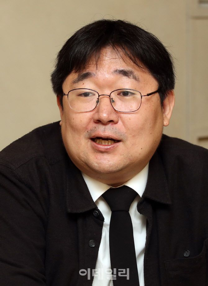 제14회 이데일리 전략포럼(ESF 2023) 연사로 나서는 곽재식 숭실사이버대학 교수가 이데일리와 만나 인터뷰하고 있다. (사진=김태형 기자)