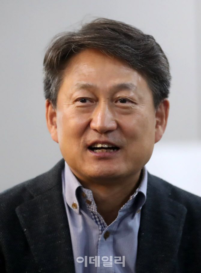 [이데일리 김태형 기자] 우해영 한국자금중개 대표가 지난 11월 3일 서울 중구 한국자금중개 본사에서 인터뷰를 하고 있는 모습.