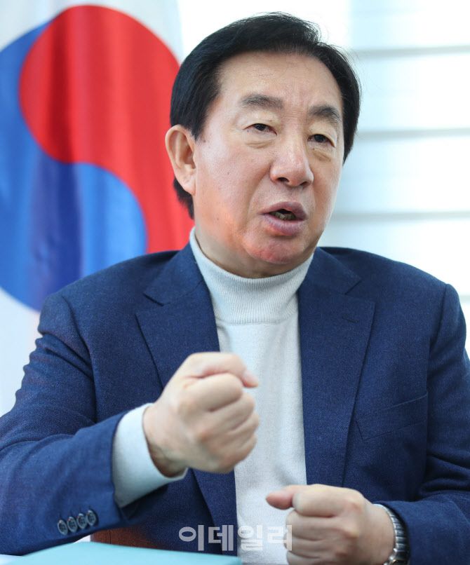 김성태 전 국민의힘 의원이 18일 서울 강서구 방화동에서 이데일리와 인터뷰를 하고 있다. (사진=이데일리 노진환 기자)