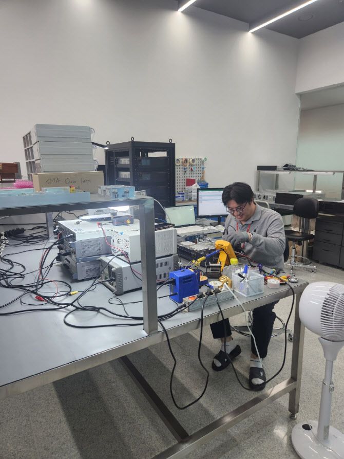 7일 오후 비전연구소에서 만난 큐알티 직원