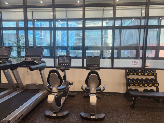 직원 전용 체력단련실