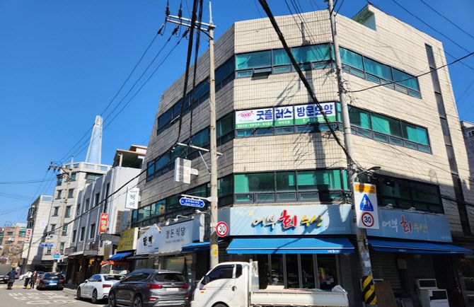 기안84가 소유한 서울 송파구 석촌동 상가 (사진=이데일리 이배운 기자)