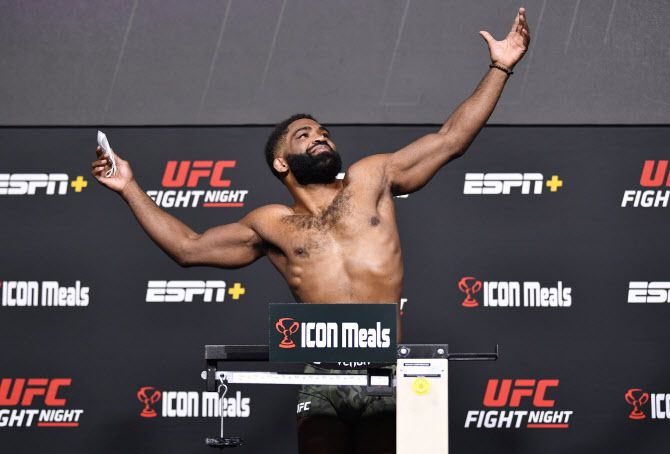 크리스 커티스. 사진=UFC