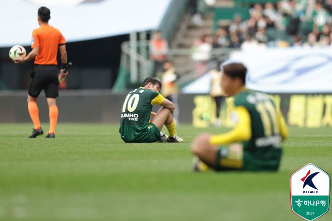 우승후보로 꼽혔던 전북은 10위에 머물러 있다. 사진=한국프로축구연맹