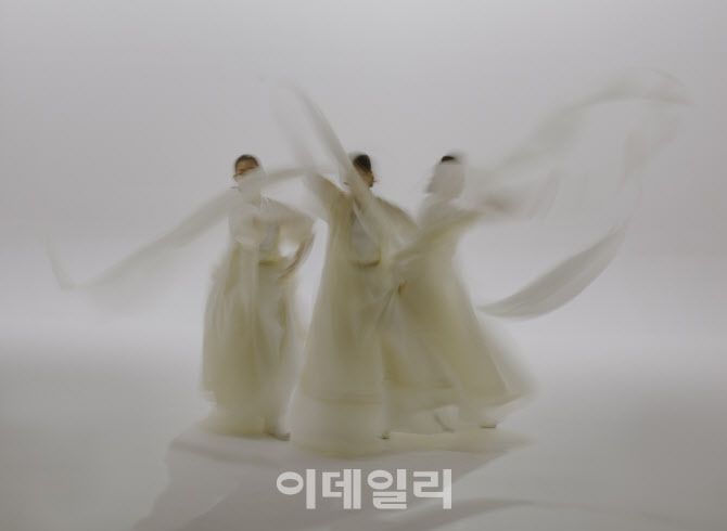 국립국악원 무용단 정기공연 ‘상선약수’ 중 태평무. (사진=국립국악원)