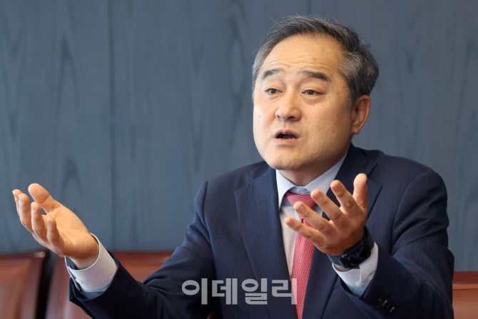 정철 한국경제연구원장