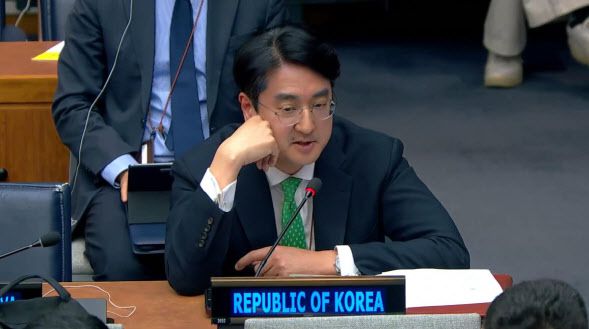 북한 측 발언 반박하는 김성훈 주유엔 한국대표부 참사관(사진=연합뉴스)