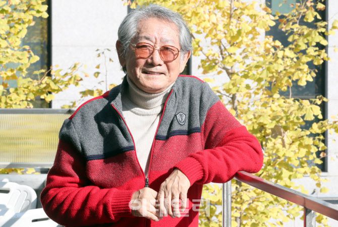 연극 ‘더 파더’ 개막을 기념해 이데일리와 인터뷰한 배우 전무송(사진=방인권 기자)