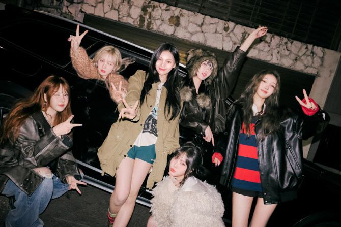 여자친구(사진=쏘스뮤직)