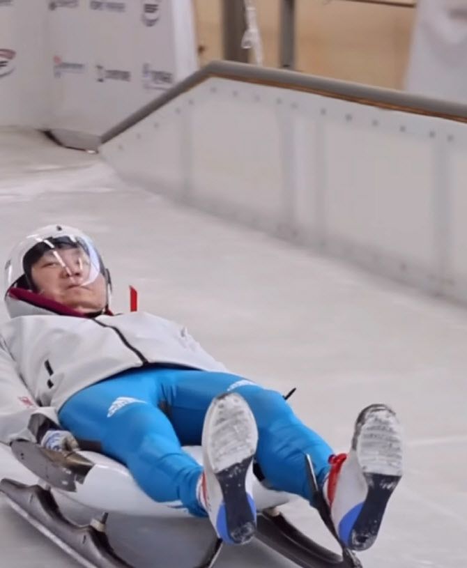 루지 종목을 체험하는 유승민 대한체육회장 당선인. 사진=유승민 당선인 측