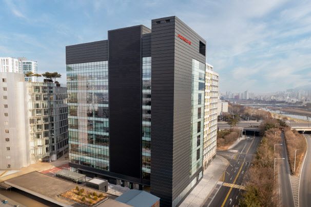 포르쉐코리아 서비스센터 성수.