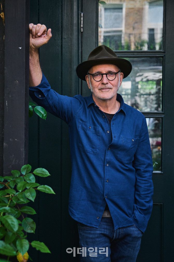 작곡가 겸 피아니스트 루도비코 에이나우디. (사진=크레디아)