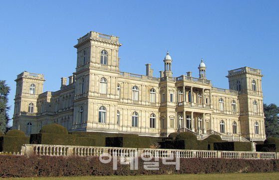 제임스 로스차일드의 페리에르 저택 (사진=MOSSOT)