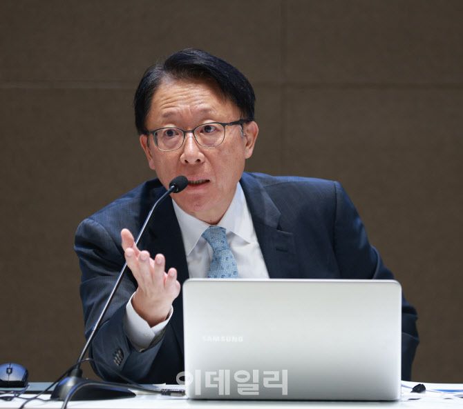 신성환 한은 금통위원, (사진= 한국은행)