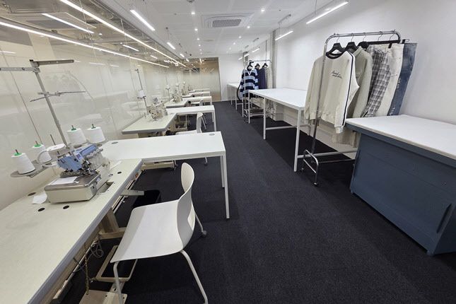 무신사 스튜디오 동대문 종합시장점의 재봉실 내부 모습 (사진=한전진 기자)