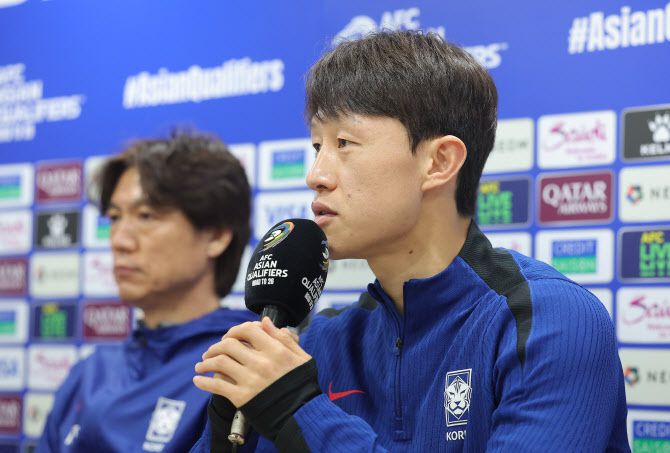 2026 북중미 월드컵 아시아 3차 예선 B조 8차전 요르단전을 앞둔 축구국가대표팀 이재성이 24일 수원월드컵경기장에서 훈련에 앞서 기자회견을 하고 있다. 사진=연합뉴스