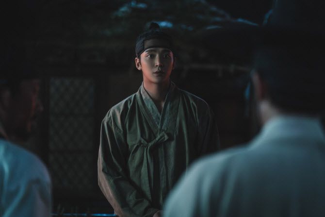 ‘탁류’ 스틸컷(사진=월트디즈니 컴퍼니 코리아)