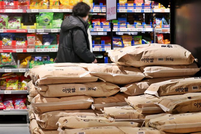 서울의 한 대형마트 쌀 판매대. (사진=연합뉴스)