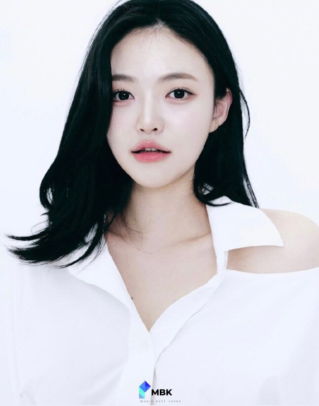 다이아 출신 안솜이(사진=모덴베리코리아)