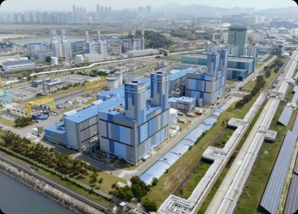 포스코인터내셔널(구 포스코에너지)이 운영하는 인천 액화천연가스(LNG) 복합발전소 전경. (사진=포스코인터)