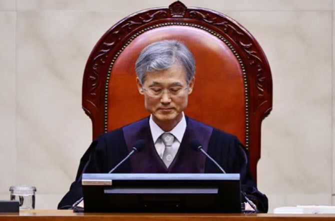 조희대 대법원장이 1일 대법원에서 열린 이재명 더불어민주당 대선 후보의 공직선거법 위반 사건 상고심 선고에 참석해 있다. (사진=공동취재단)