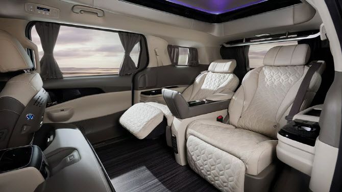 기아 카니발 하이리무진 실내. (사진=기아)