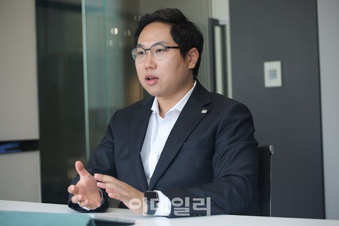 정의현 미래에셋자산운용 ETF운용본부 본부장이 지난 8일 서울 종로구 미래에셋자산운용 본사에서 이데일리와 인터뷰를 진행하고 있다.(사진=미래에셋자산운용)