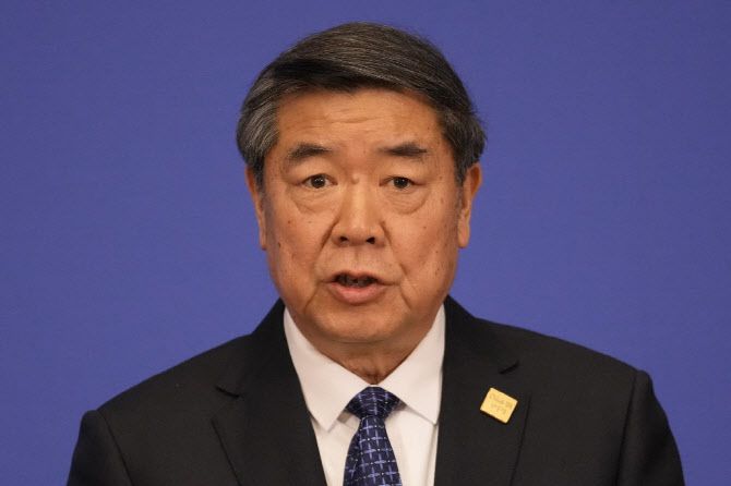 스위스 제네바에서 미국과 경제 무역 고위급 회담에 참여한 허리펑 중국 국뭉뭔 부총리. (사진=AFP)