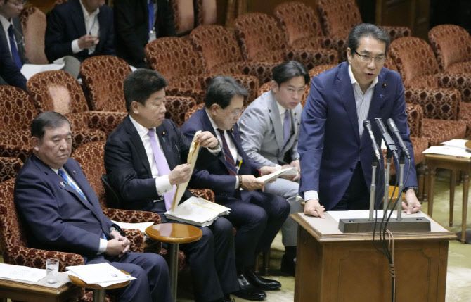 에토 다쿠 일본 농림수산상이 19일 참의원(상원) 예산위원회에서 의원 질의에 답변하고 있다.(사진=연합뉴스)