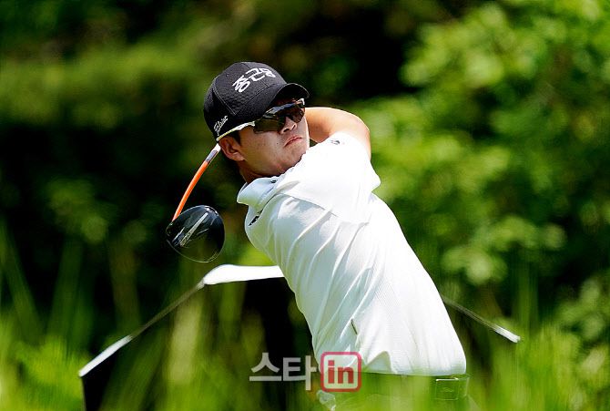 디펜딩 챔피언 김민규가 한국오픈 1라운드에서 10오버파 81타를 쳐 타이틀 방어에 빨간불이 켜졌다. (사진=이데일리 골프in 김상민 기자)