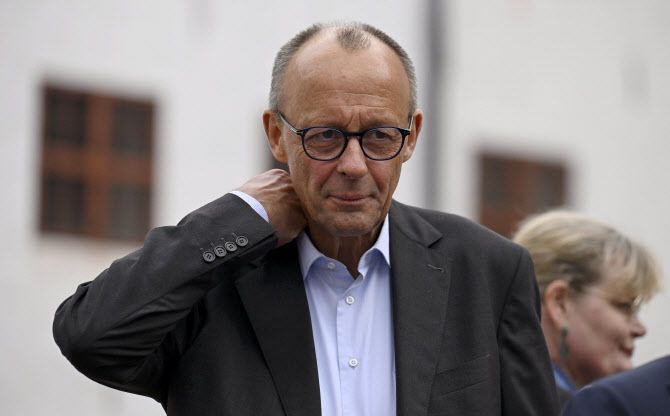 프리드리히 메르츠 독일 총리가 26일(현지시간) 핀란드 파이미오의 파이미오 요양원에서 열린 북유럽 총리 회의에 참석했다.(사진=AFP)