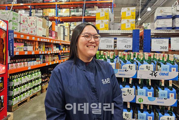 S&R 서킷(circuit)점에서 10년째 주류 바이어로 일한 ‘니코’(35·女) (사진=하이트진로)