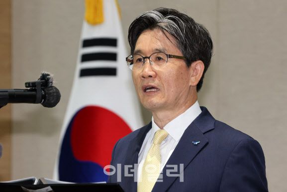 오동운 고위공직자범죄수사처장이 17일 경기 과천 정부청사에서 취임 1주년을 맞아 열린 공수처 출입기자단 간담회에서 발언을 하고 있다. (사진=방인권 기자)