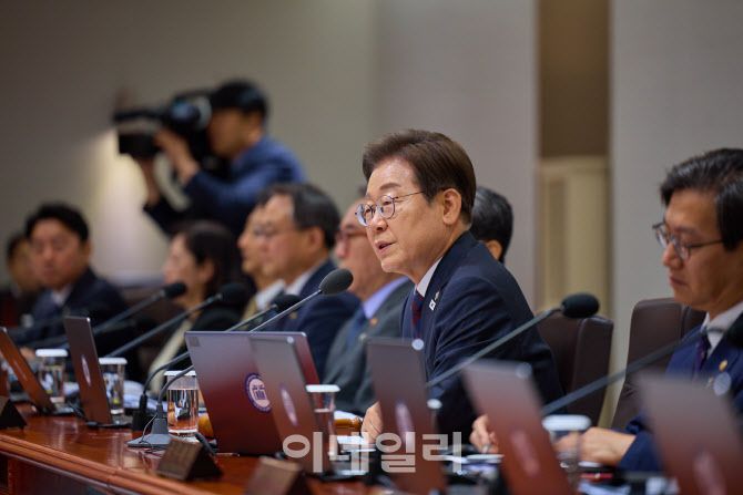 이재명 대통령이 서울 용산 대통령실에서 열린 국무회의를 주재하고 있다. (사진=대통령실 제공)