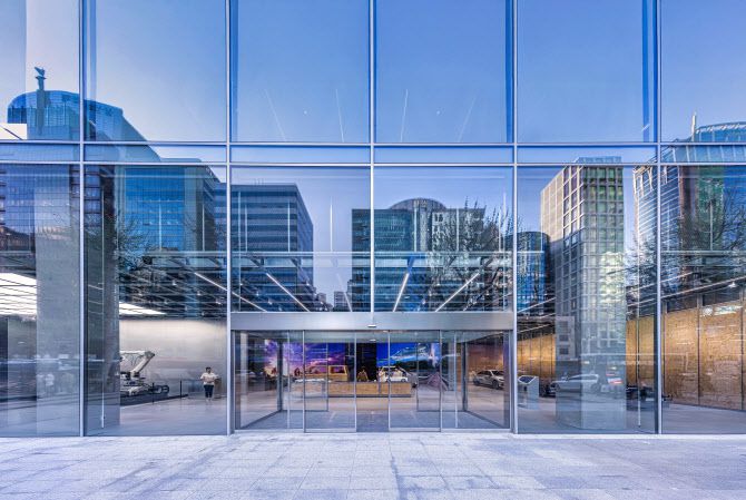 서울 강남구 현대차 강남대로 사옥에 여는 ‘UX 스튜디오 서울’ 외관 (사진=현대차)