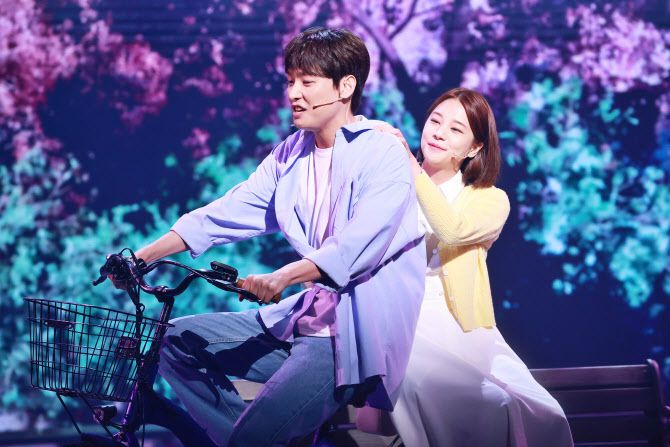 뮤지컬 ‘오늘 밤, 세계에서 이 사랑이 사라진다 해도’(사진=연합뉴스).