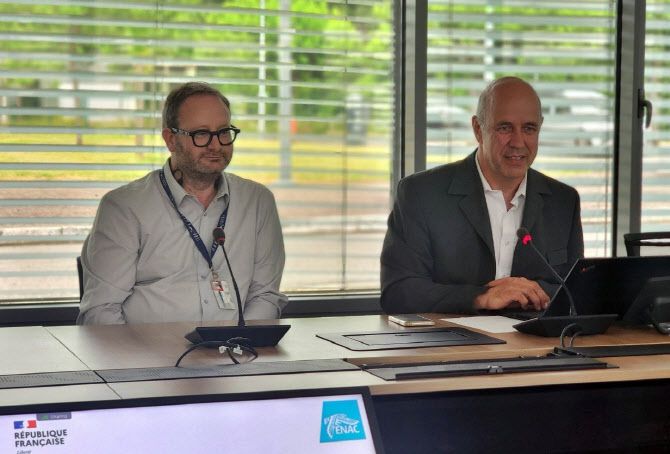 임마누엘 자누 ISAE Supaero 교수(왼쪽)와 마크 추포트 ENAC 교수(오른쪽).(사진=이데일리 강민구 기자)