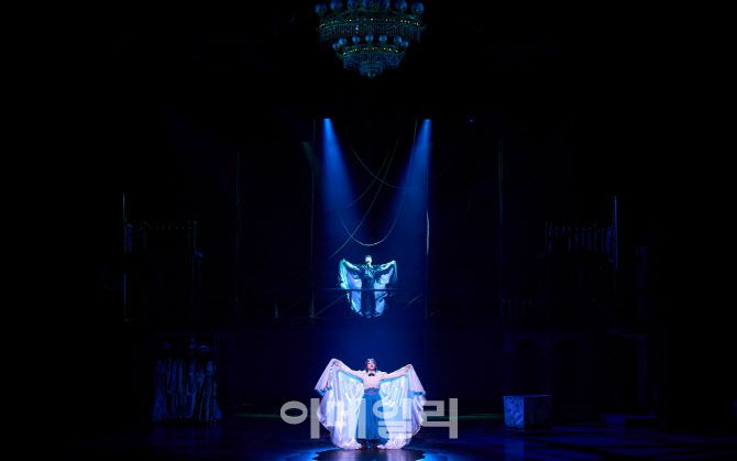 뮤지컬 ‘팬텀’ 공연 장면(사진=EMK뮤지컬컴퍼니)