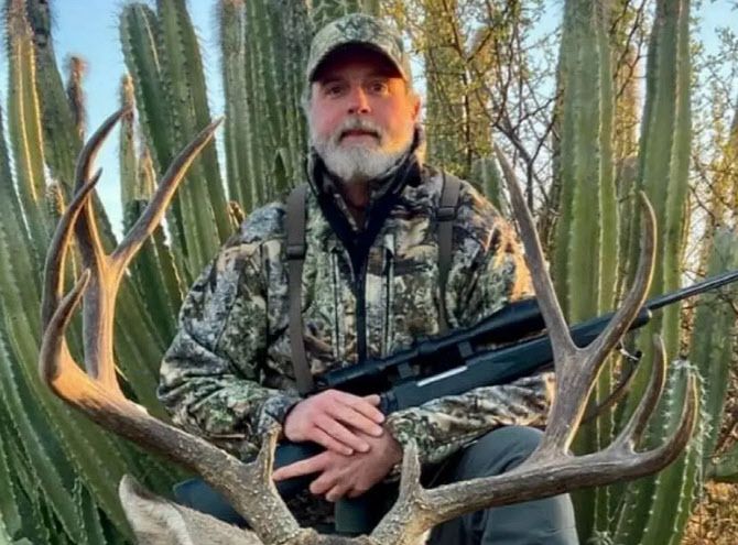 애셔 왓킨스의 생전 모습. SNS 갈무리