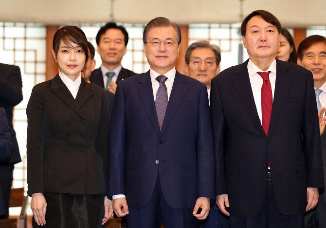 지난 2019년 7월 25일 청와대 본관에서 열린 당시 윤석열 신임 검찰총장 임명장 수여식. (사진=뉴시스)