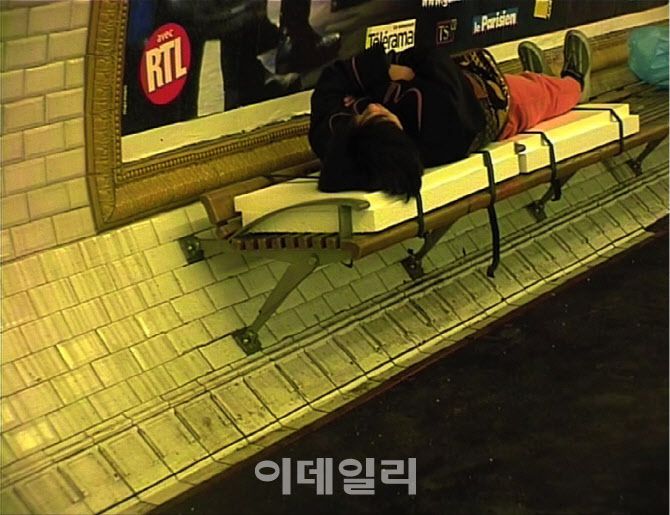 하차연, 스위트 홈, 2004, 단채널 비디오, 컬러, 사운드, 2분 29초. (사진=한국문화예술위원회)