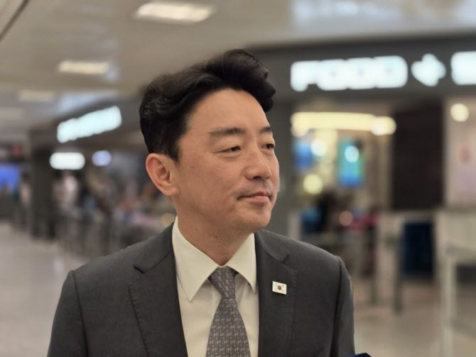 강훈식 대통령실 비서실장(사진=뉴스1)