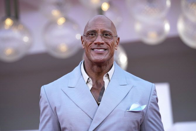 영화 ‘더 스매싱 머신’ 주연 드웨인 존슨. (사진=AP/뉴시스)