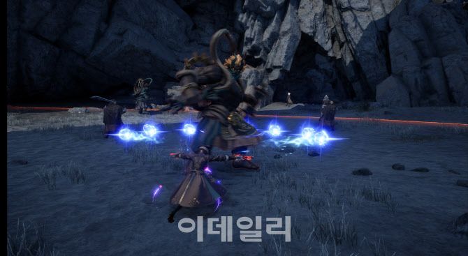 MMORPG ‘더 스타라이트’의 필드사냥 (사진=컴투스)