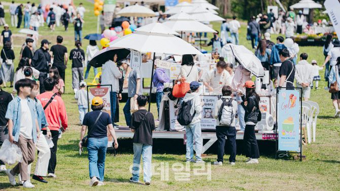 지난해 열린 ‘숲 속 빵 시장’(사진=곤지암리조트)