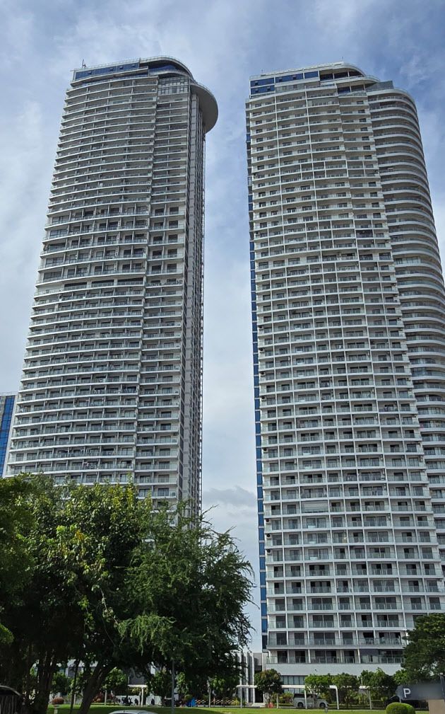 26일 오후(현지시간) 한국 청년들이 갇혀있는 것으로 추정되는 캄보디아 프놈펜의 한 고급 아파트 단지의 모습 (사진=연합뉴스)