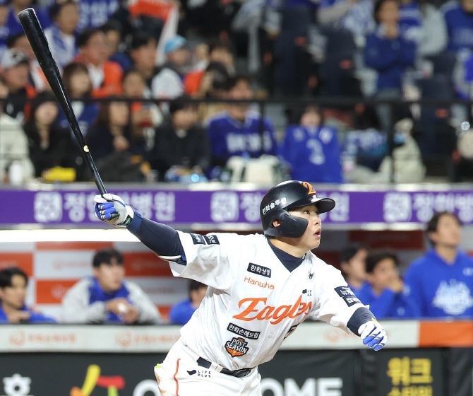 홈구장 대전 한화생명 볼파크에서 유독 강했던 문현빈. 사진=연합뉴스