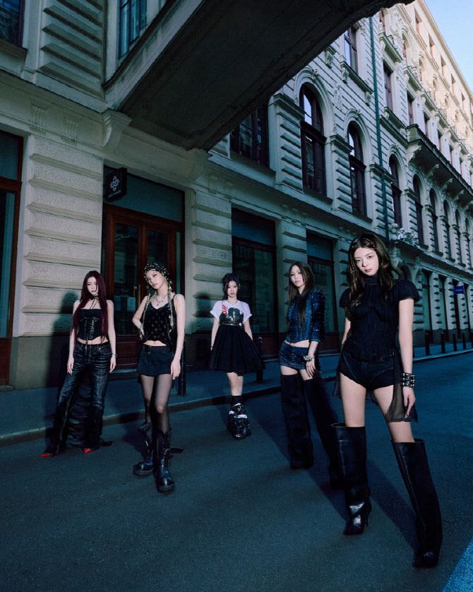 그룹 ITZY 새 앨범 콘셉트 포토. (사진=JYP엔터테인먼트)