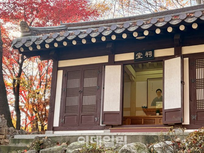 길상사 김영한 여사의 초상을 모신 사당 (사진=이민하 기자)