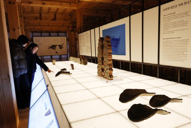 국가유산청 특별전 '돌아온 관월당: 시간을 걷다' 전시 모습. (사진=연합뉴스)